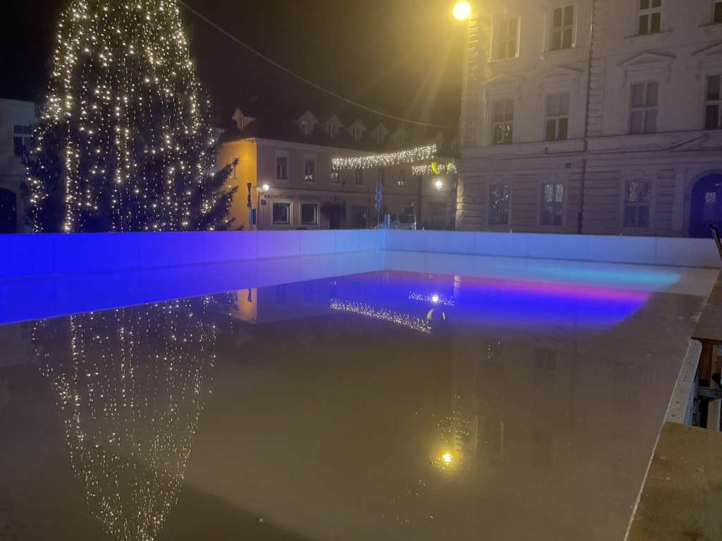 IMG-5e5511c834a2af99b6250083732d1234-V